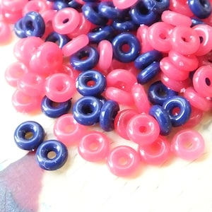 Tiny hoop beads ( 250 pcs ), Vintage ring beads , 4mm donut beads , Findings ,  Lucite beads
