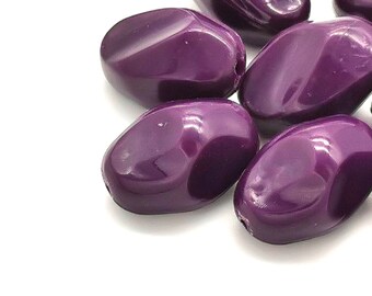 Purple Acrylic Beads (20 pcs ) , 20mm Vintage german beads , Oval Carved Beads , Jewelry Making Supplies  cwn 15