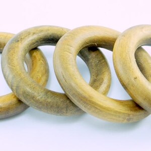 8 Stück Großes Loch Braun Holzperlen Ring Form 54 mm
