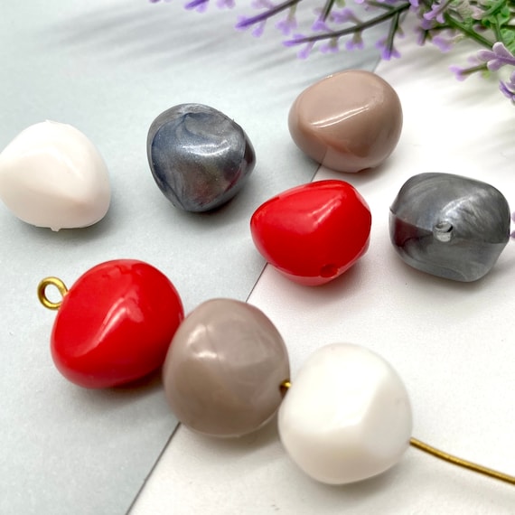 High Quality Acrylic Beads (20 pcs) , 12mm Unshaped Beads , Vintage German Beads , Round Plastic Beads  usb