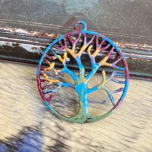 Pendentif arbre de vie, breloques patinées vert de gris, accessoires pour collier, breloques en métal peintes à la main