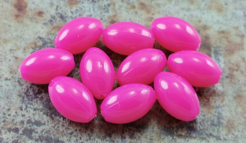 tob2 20pcs Vintage tiny beads pink beads Oval lucite beads 14mm German beads