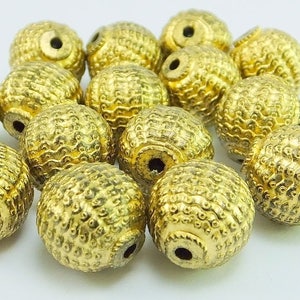 100 pcs Vintage German Beads , Findings ,  15 mm , Lucite Beads , Bomb Beads