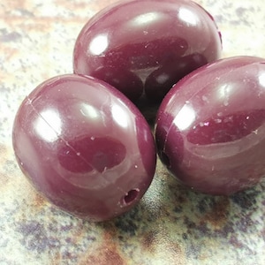 Vintage Oval Beads ,  Lucite Beads , 18mm German Beads , Bracelet supplies - OV34