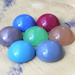 cabochon allemand vintage (10 psc), cabines en plastique 20mm, cabines rondes en lucite, cabines à dos plat