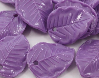 10 psc Leaf  Vintage Plastic Beads , Lucite Beads , 19x15 mm, Pendant , Earring Findings - bk408