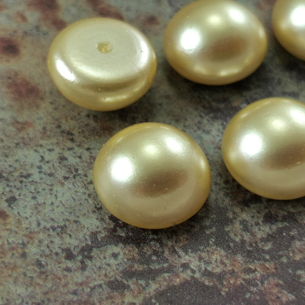 Flatback Lucite Pearl Cabs , Vintage German Cabochon (20 pcs) , Plastic Cabs , 16mm Lucite Cabachons