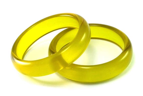 Transparent Yellow Vintage Plastic Bangles , 82x16x08mm