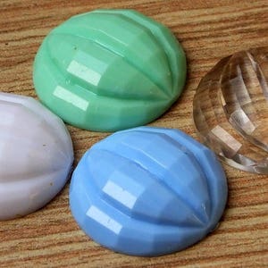Parallel Detailed Round Vintage German Cabochon , Plastic Lucite Cabs , 23 mm ( 6 psc ),choosee colour