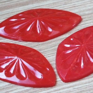 Oval  Red Flower Detailed Vintage German Cabochon , Large Cabachons ,Plastic Lucite Cabs , 48x27mm ( 6 psc )