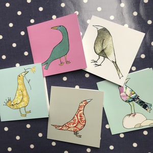 Brilliant Birds .Pack mit 5 bunten Vogelkarten, jede zeigt einen anderen frechen Vogel.Gedruckte Karten aus Collagen-Originalen.