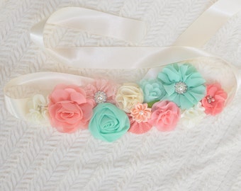 Maternity Sash, Peach & Mint Pregnancy Belt, Maternity Clothes / Accessories, Flower Sash, Photo Props Maternity, Baby Shower, Bump Pictures