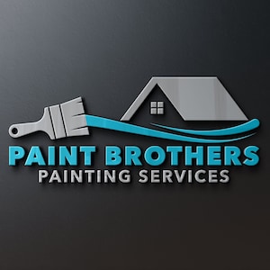 Travailleur de réparation à domicile avec rouleau pour peinture