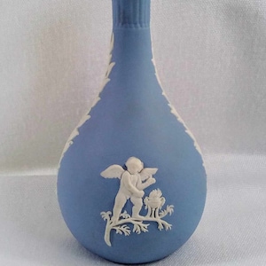 Vase bourgeon vintage en jaspe Wedgwood CE41. Bleu et blanc. Expédition mondiale suivie