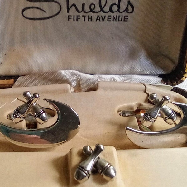 K19 Vintage Boxed Shields of 5th Avenue mens Cuff Link and Tie Pin Set. Bowling Themed. Free Global Shipping