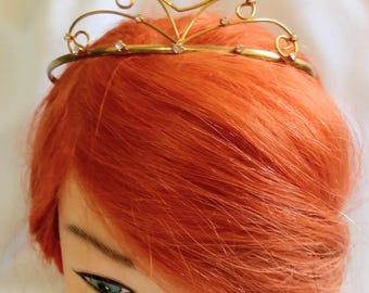 JP3496 Vintage Gold Tone and Clear Stone Tiara. c1960s. Wedding or Formal