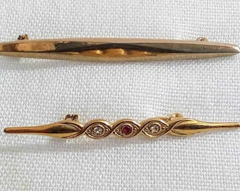 K216 Two Vintage Gold Tone Bar Brooches. Free Global Shipping