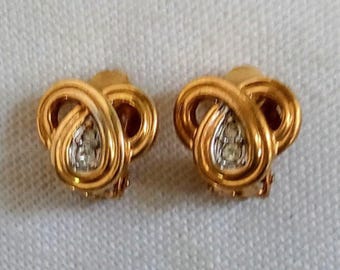 ★VINTAGE HOLLYWOOD★ Lump Knotted Earrings_VH2479EA004M GIVENCHY gold plated vintage knot clip earrings – Find