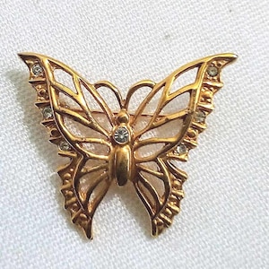 JP4 Vintage Gold Tone Butterfly Brooch with Clear Stone Accents. Tracked Shipping
