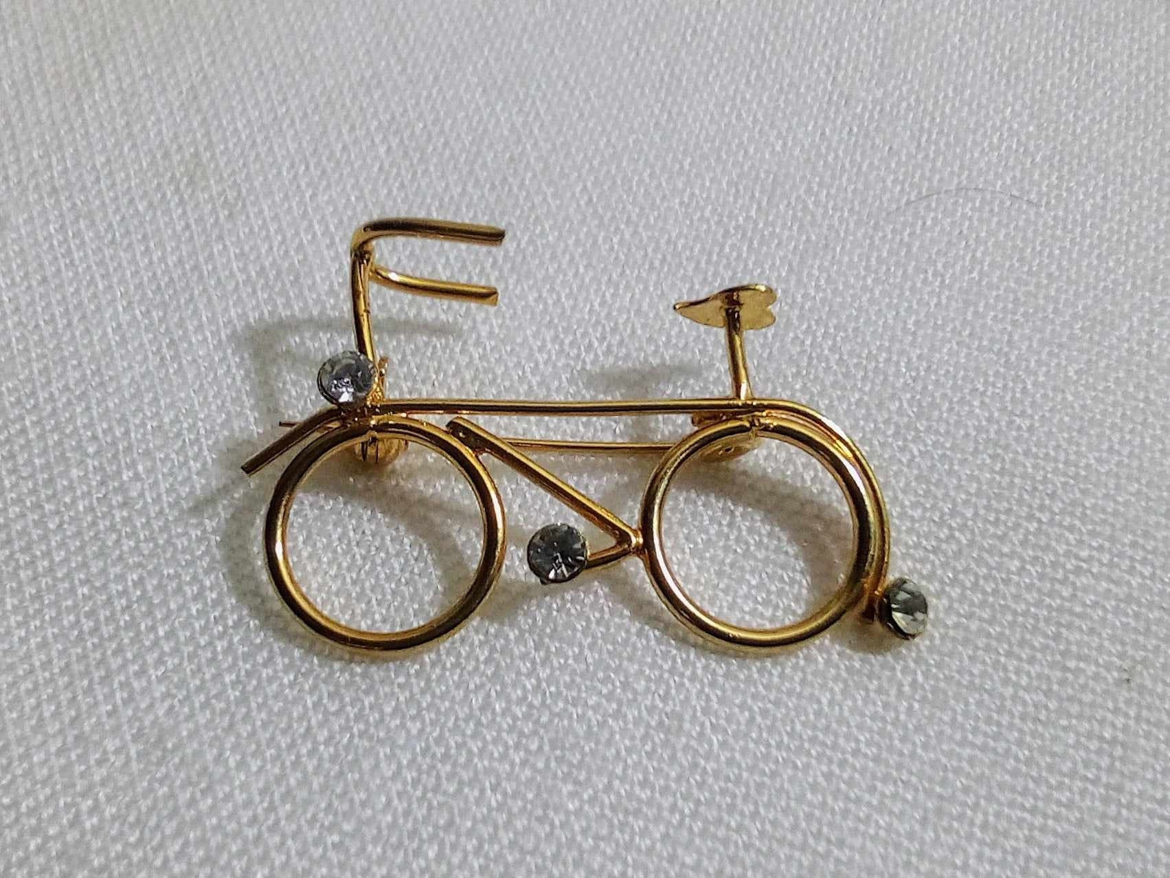 JP81. Vintage Gold Tone Bicycle Brooch. Small Size. Clear