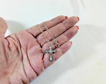 JP1113 Vintage Silver 925 Cross and Chain. Hallmarked
