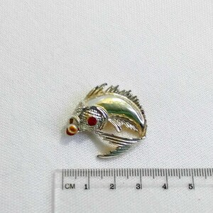 Broche Fantaisie Vintage Argentée Avec émail Noir - Occasion - Bijou Ancien