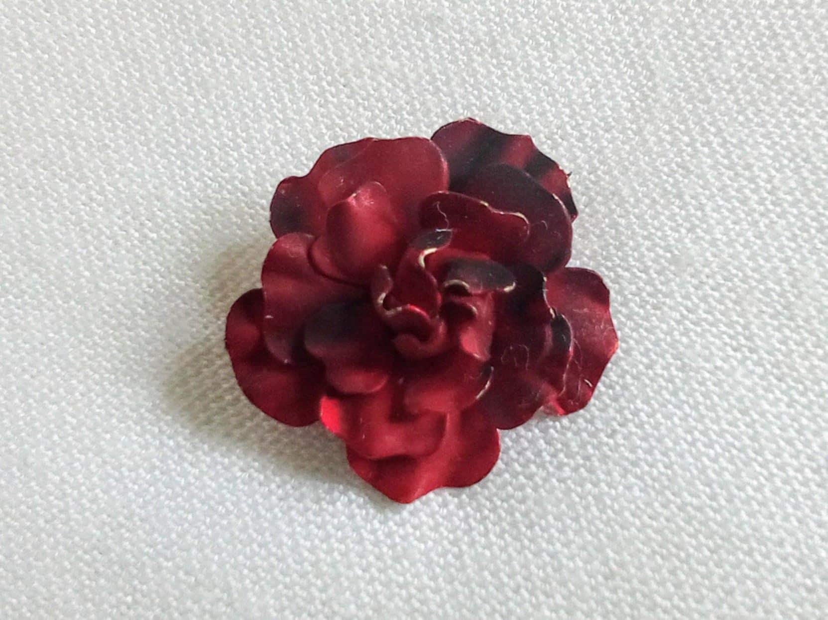 Z133 ヴィンテージ スモールサイズ レッドフラワーブローチ。1970年代