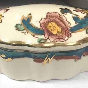 Portagioie vintage P22 Masons in pietra di ferro, dipinto a mano con motivo Java, un articolo difficile da trovare. Spedizione tracciabile.