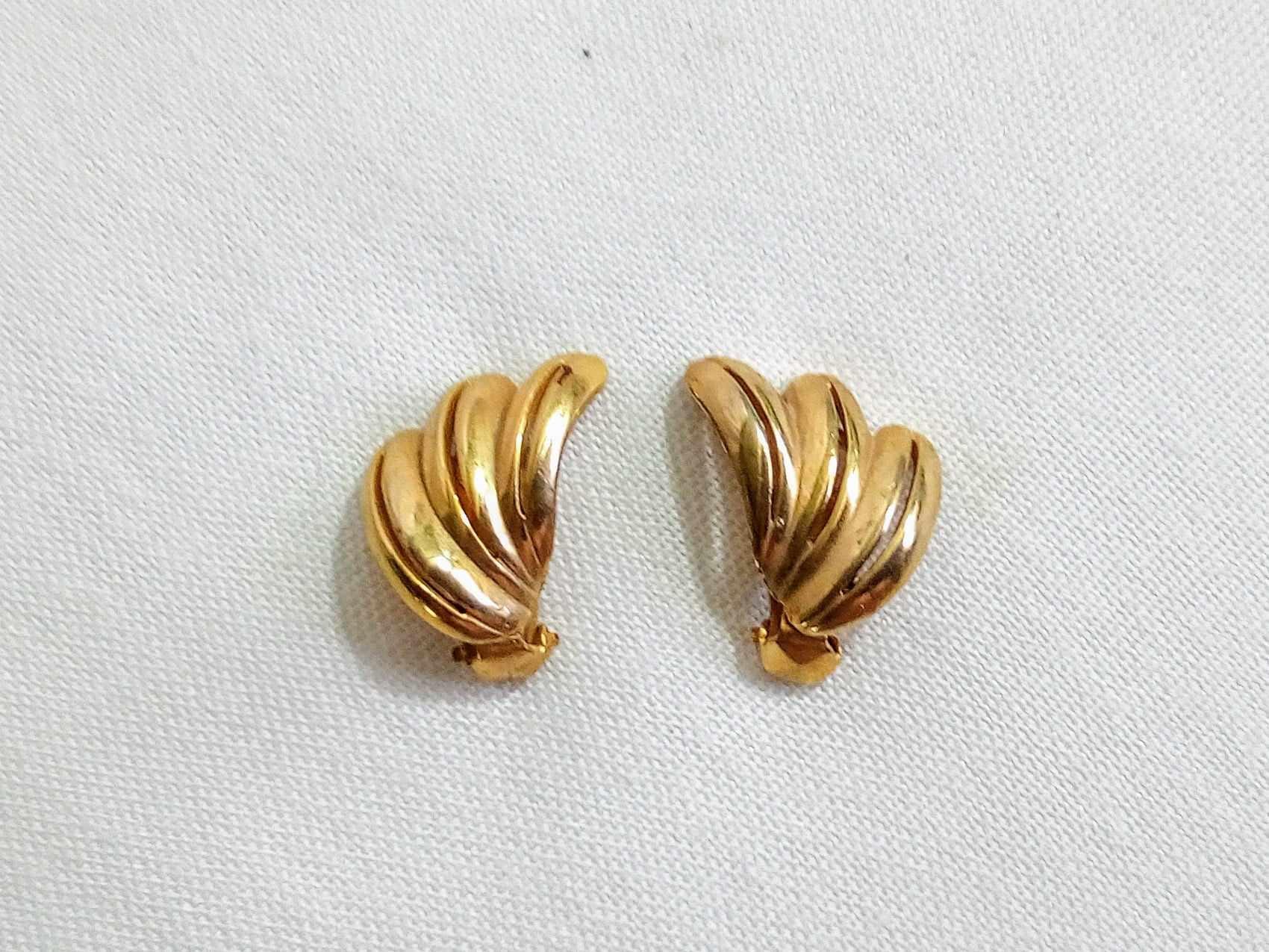 VINTAGE HOLLYWOOD [14K Gold] Leaf Dew earrings ピアス VINTAGE HOLLYWOOD [14K Gold] Leaf Dew earrings ピアス