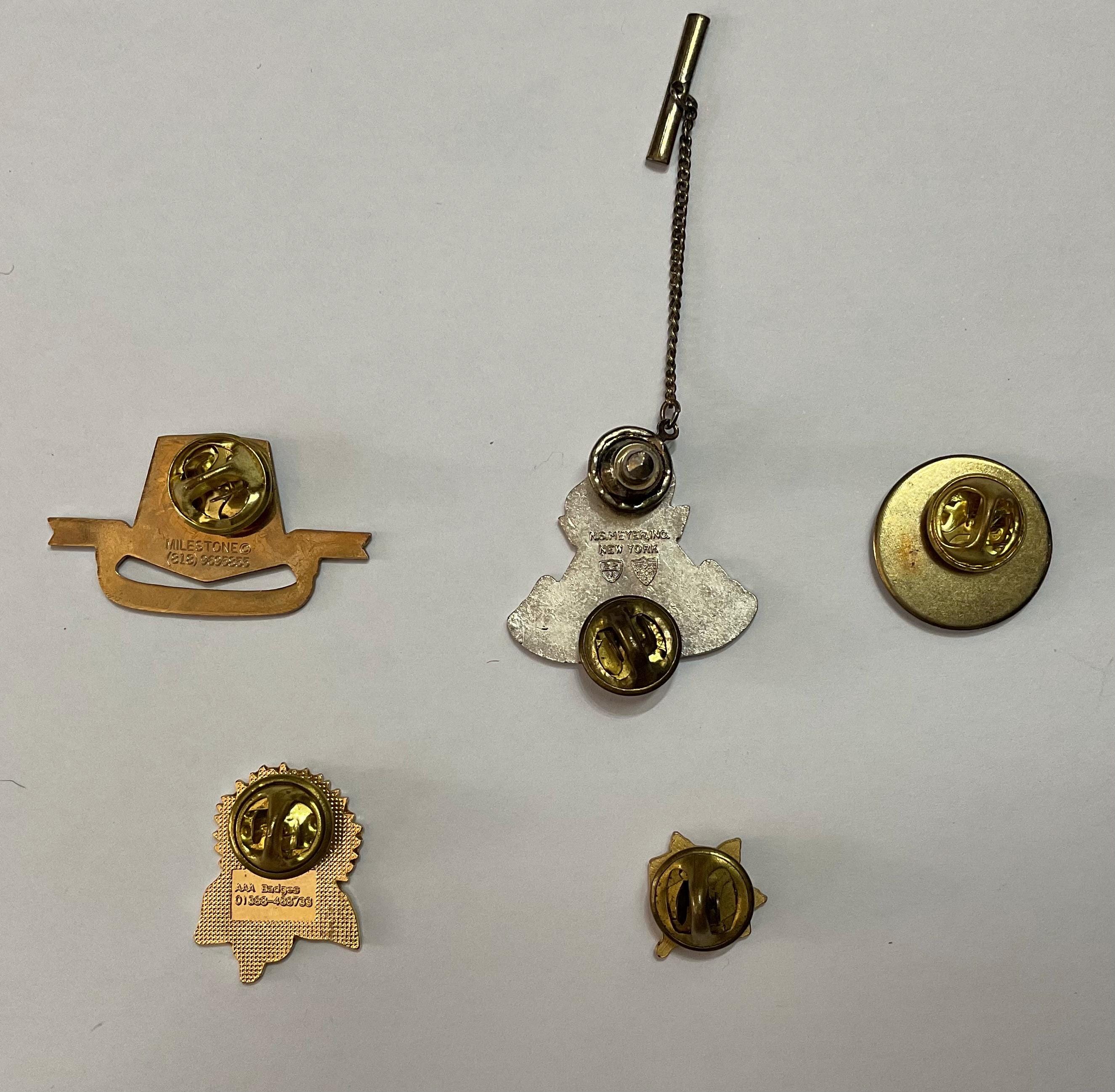 1970年代 アメリカ セット JP945 ヴィンテージピンバッジ5個セット。様々なスタイル、1970年代