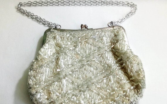 N6 Beautiful Vintage Beaded Evening Bag With Chain. Free 