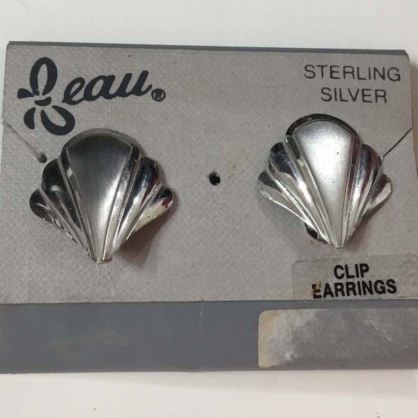 G23 New old stock, on original card Beau (Beaucraft) sterling silver clip earrings, art deco style. Free global shipping.