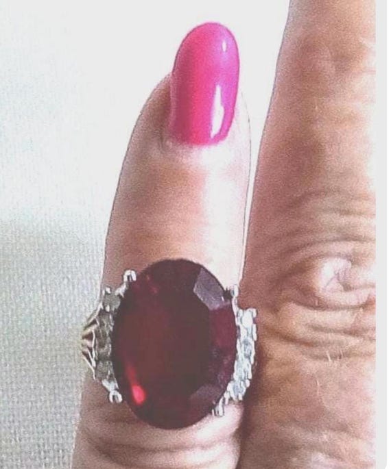J38 Pretty Vintage Statement Ring. Large Red Ston… - image 6