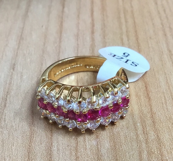 14K gold Ring emeralds, size 8.5 (LIND) 14K gold Ring emeralds, size 8.5 (LIND)