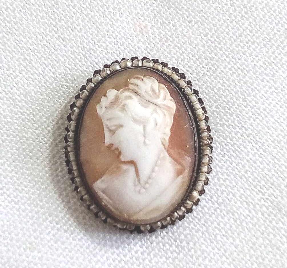 Broche Pendentif Camée Coquille - Monture Argent - Vers 1900