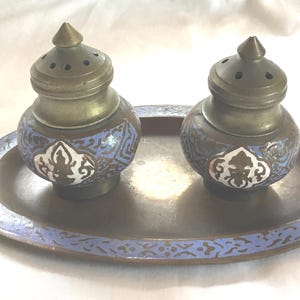 T42 Vintage Brass and Enamel Salt and Pepper set with la ittle Tray. Niello Style, possibly Siam made. Tracked shipping.