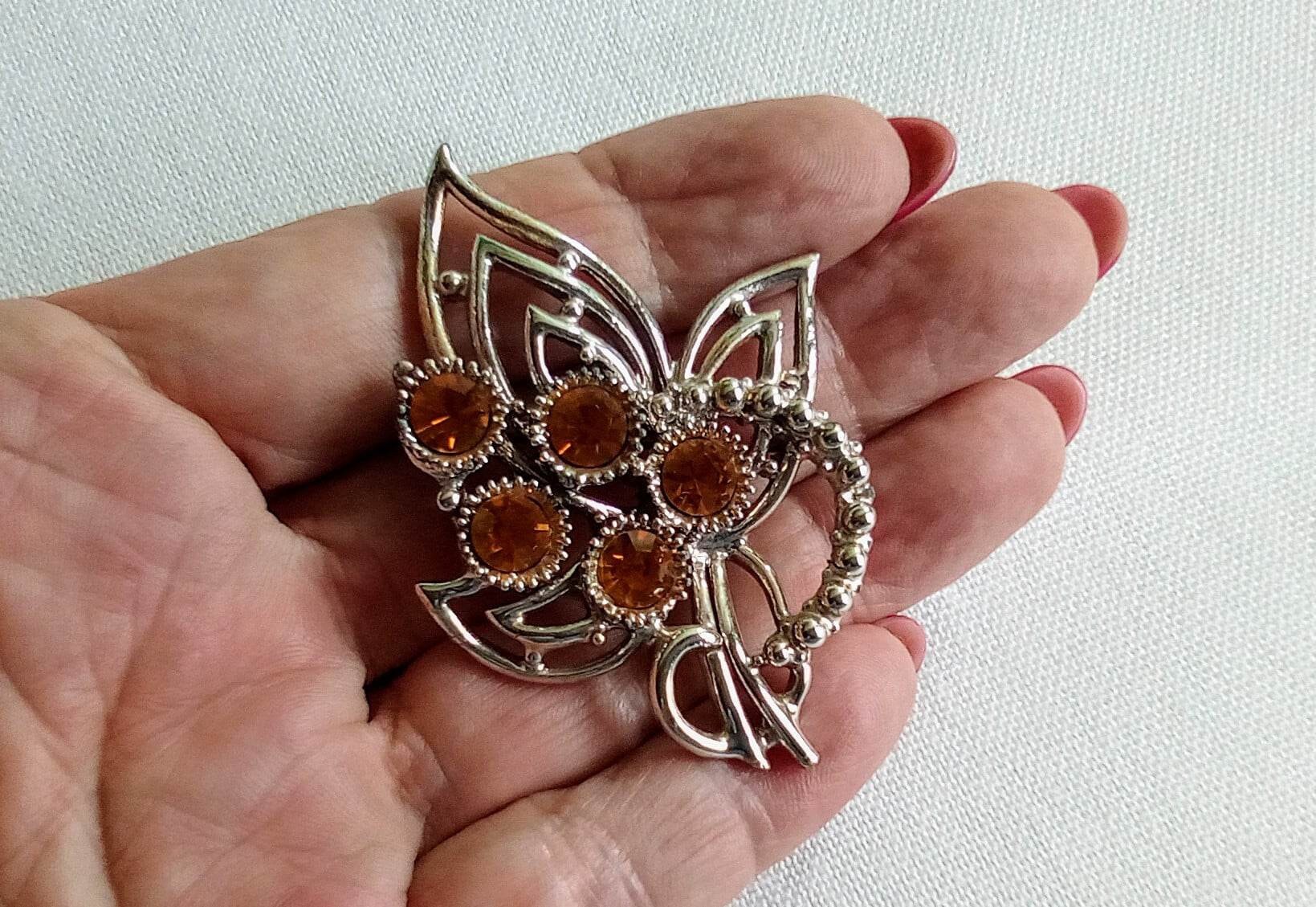 高級感 K169 Pretty Vintage Flower Brooch. Silver Tone. Orange その他