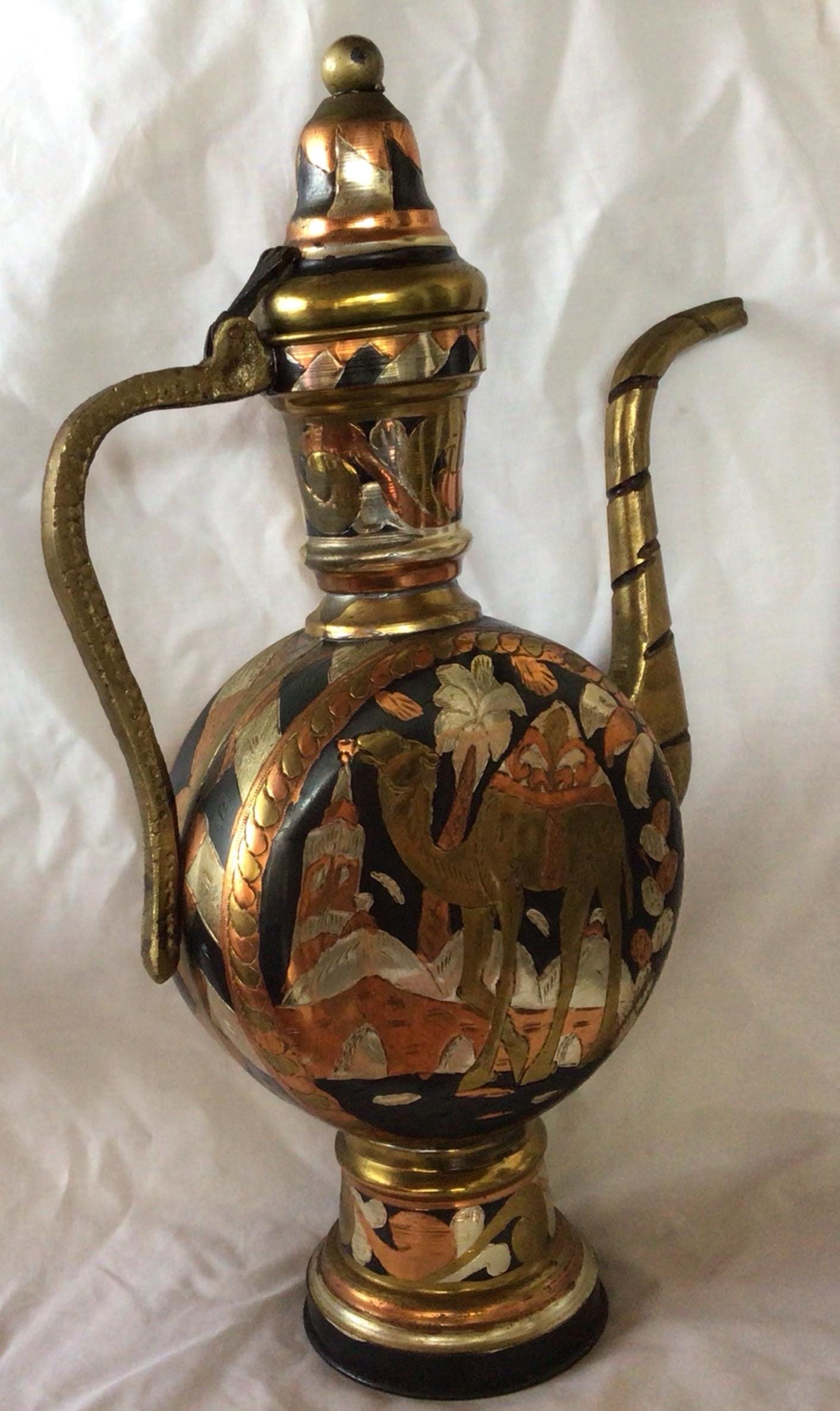 Jp716 Vintage 1980's Brass and Copper Large Coffee / Tea Pot
