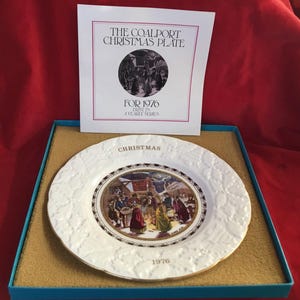 X12a Piatto decorativo natalizio vintage Old New Stock Coalport 1976 "Xmas eve" con biglietto originale, scatola. Spedizione tracciata.