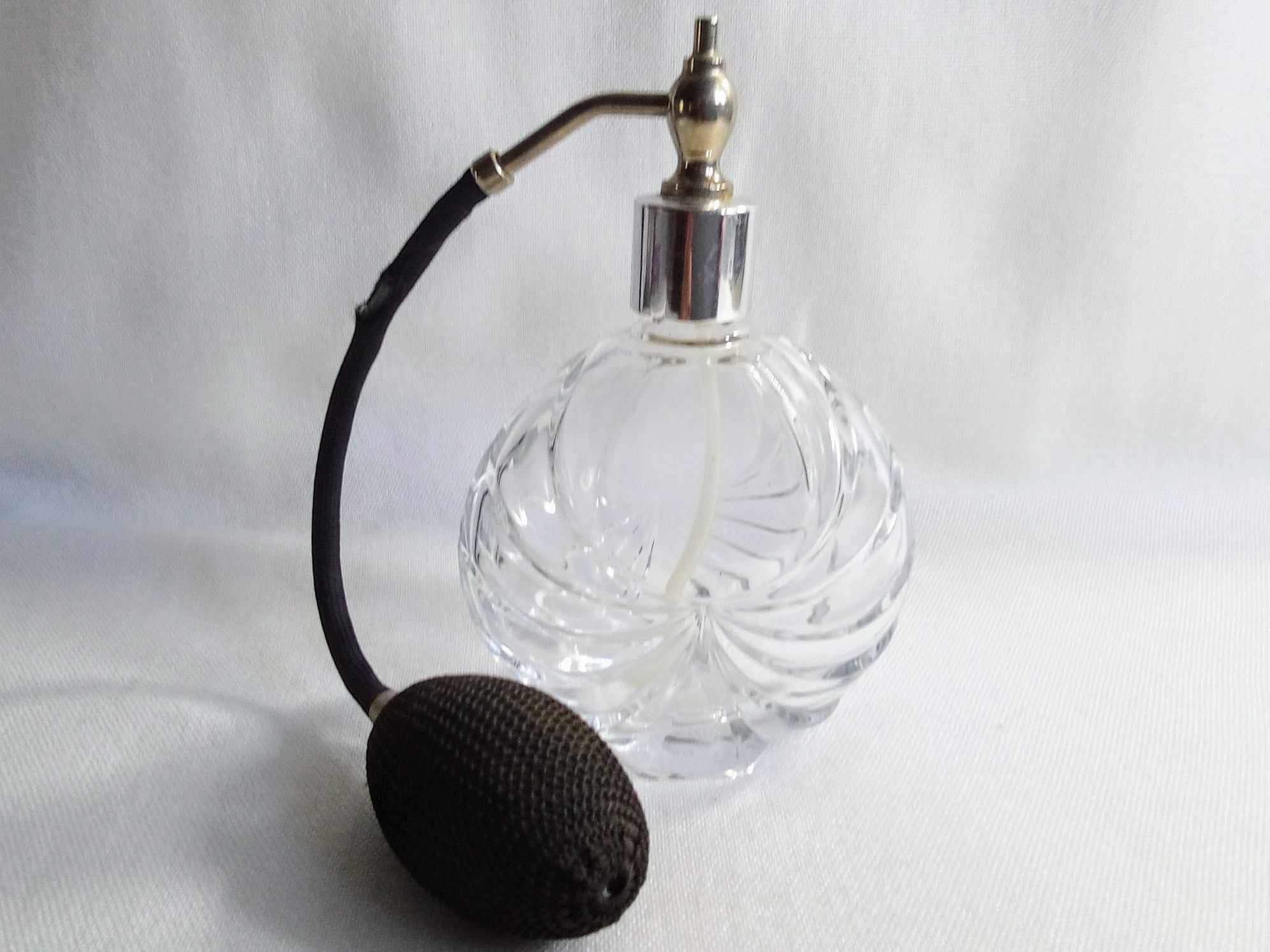 JP536. Vintage Clear Glass Perfume Spray and Puffer. Tracked