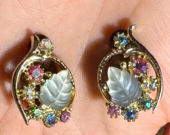 F22 Vintage Gold Tone AB Stones With Lucite Leaf Clip On Earrings. C1950s. Tracked Shipping.