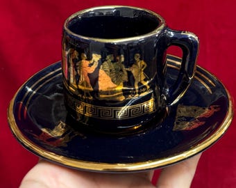 T163 Taza de café y platillo vintage, hechos a mano en Grecia en oro de 24 quilates. Envío con seguimiento.