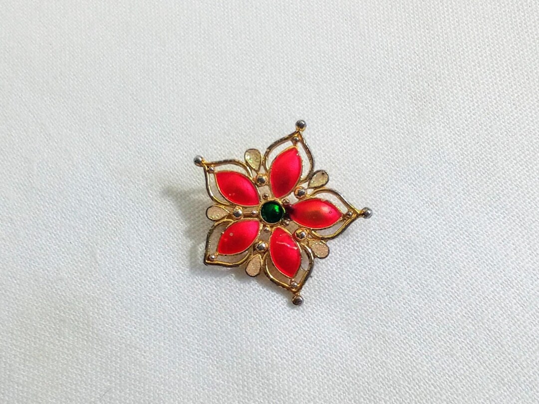 Spilla da giacca a forma di rosa rosso intenso | Disponibile