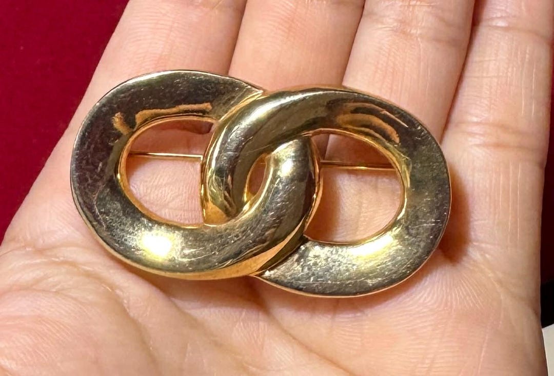 A26a Vintage Gold Tone Oval Interlocking Pin Brooch. Gift Idea. - Etsy