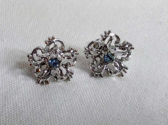 ◆VINTAGE HOLLYWOOD◆ Bellflower Earrings VH2336EA013B PhotoRoom-