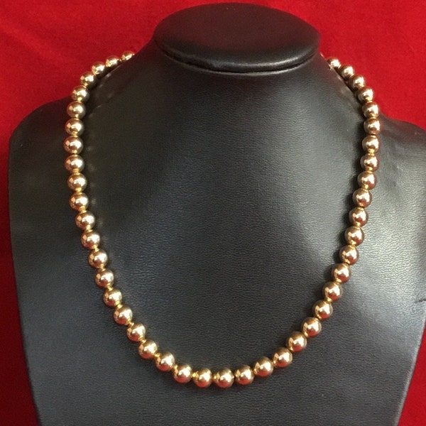 V15 Vintage Unsigned Beauty -  Strung on Chain - High Quality Gold Tone Beaded Necklace.