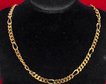 K124a  Vintage “ Monet “ Gold Plated Figaro Chain Necklace. Old New Stock. Gift Idea. Tracked Shipping.