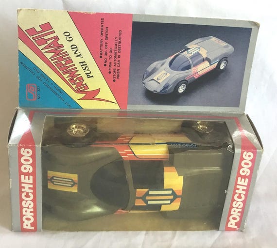 T13 Vintage Porsche 906 Non Switchmatic 327 Push and Go Model Car
