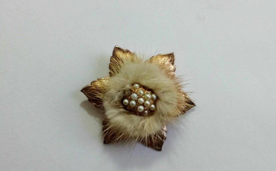 Broche Ancienne Vintage En Vison Avec Papillon Et Cristaux Aigue-marine - Modèle 5005