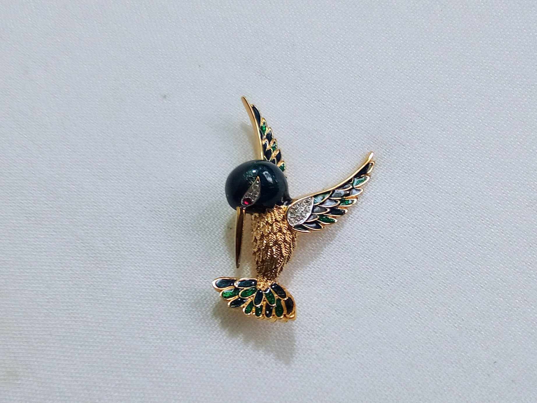 JP36. Colourful Vintage Hummingbird Brooch. Enamel and Clear